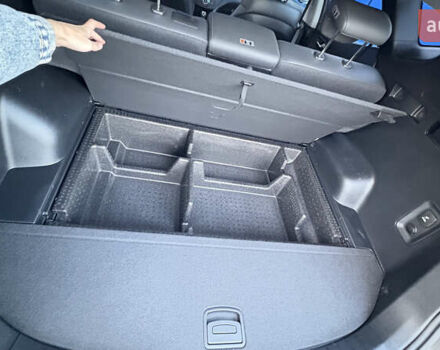 Серый Хендай Санта Фе, объемом двигателя 2 л и пробегом 214 тыс. км за 18700 $, фото 29 на Automoto.ua