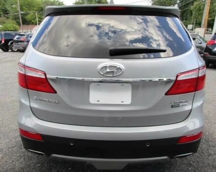 Серый Хендай Санта Фе, объемом двигателя 3.3 л и пробегом 78 тыс. км за 11100 $, фото 4 на Automoto.ua