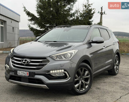 Серый Хендай Санта Фе, объемом двигателя 2.2 л и пробегом 131 тыс. км за 24000 $, фото 6 на Automoto.ua