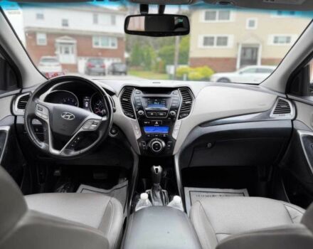 Серый Хендай Санта Фе, объемом двигателя 3.3 л и пробегом 73 тыс. км за 3400 $, фото 6 на Automoto.ua