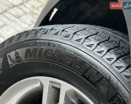 Серый Хендай Санта Фе, объемом двигателя 2.36 л и пробегом 147 тыс. км за 14700 $, фото 51 на Automoto.ua