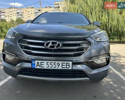 Серый Хендай Санта Фе, объемом двигателя 2.2 л и пробегом 223 тыс. км за 20250 $, фото 8 на Automoto.ua