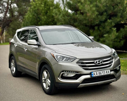Серый Хендай Санта Фе, объемом двигателя 2.36 л и пробегом 133 тыс. км за 13800 $, фото 2 на Automoto.ua