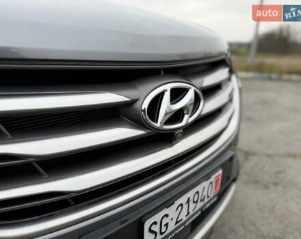 Серый Хендай Санта Фе, объемом двигателя 2.2 л и пробегом 131 тыс. км за 24000 $, фото 19 на Automoto.ua