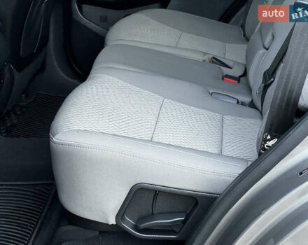 Серый Хендай Санта Фе, объемом двигателя 2.36 л и пробегом 147 тыс. км за 14700 $, фото 107 на Automoto.ua