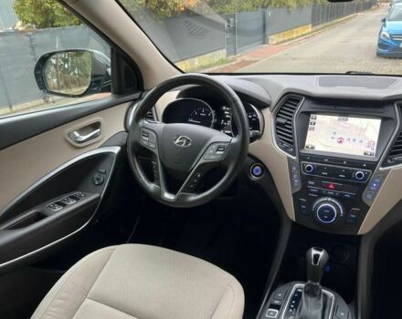 Серый Хендай Санта Фе, объемом двигателя 2 л и пробегом 168 тыс. км за 9800 $, фото 17 на Automoto.ua