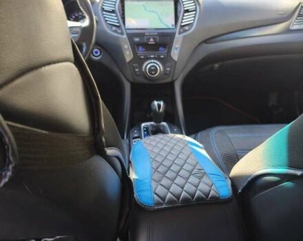 Серый Хендай Санта Фе, объемом двигателя 2.2 л и пробегом 200 тыс. км за 21000 $, фото 9 на Automoto.ua