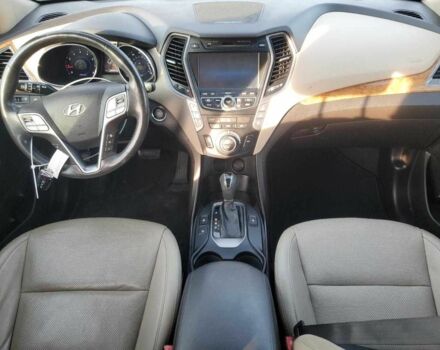 Серый Хендай Санта Фе, объемом двигателя 3.3 л и пробегом 160 тыс. км за 2900 $, фото 7 на Automoto.ua