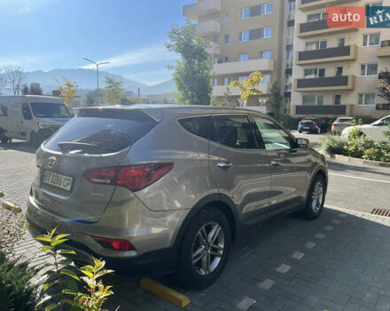 Серый Хендай Санта Фе, объемом двигателя 2.36 л и пробегом 145 тыс. км за 13500 $, фото 6 на Automoto.ua