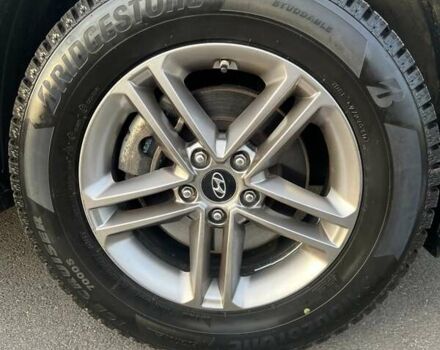 Сірий Хендай Санта Фе, об'ємом двигуна 2.36 л та пробігом 156 тис. км за 16200 $, фото 7 на Automoto.ua