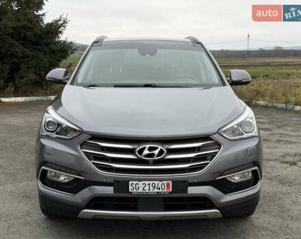 Серый Хендай Санта Фе, объемом двигателя 2.2 л и пробегом 131 тыс. км за 24000 $, фото 10 на Automoto.ua