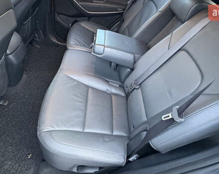 Серый Хендай Санта Фе, объемом двигателя 2 л и пробегом 214 тыс. км за 18700 $, фото 19 на Automoto.ua