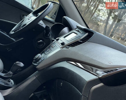 Серый Хендай Санта Фе, объемом двигателя 2.36 л и пробегом 147 тыс. км за 14700 $, фото 95 на Automoto.ua