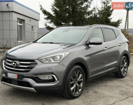 Серый Хендай Санта Фе, объемом двигателя 2.2 л и пробегом 131 тыс. км за 24000 $, фото 11 на Automoto.ua
