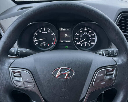 Серый Хендай Санта Фе, объемом двигателя 2.36 л и пробегом 116 тыс. км за 14600 $, фото 9 на Automoto.ua