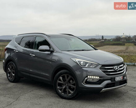 Серый Хендай Санта Фе, объемом двигателя 2.2 л и пробегом 131 тыс. км за 24000 $, фото 1 на Automoto.ua