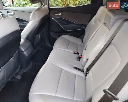 Сірий Хендай Санта Фе, об'ємом двигуна 2.36 л та пробігом 140 тис. км за 16300 $, фото 4 на Automoto.ua