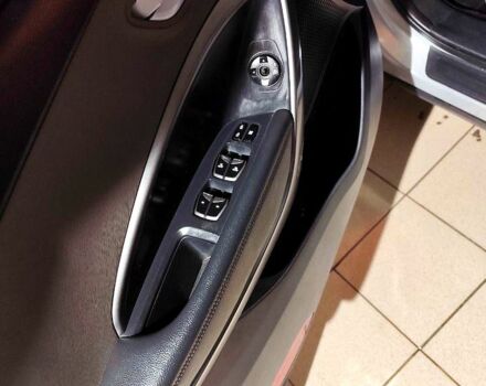 Сірий Хендай Санта Фе, об'ємом двигуна 2.4 л та пробігом 91 тис. км за 12777 $, фото 7 на Automoto.ua