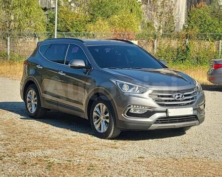 Серый Хендай Санта Фе, объемом двигателя 2 л и пробегом 54 тыс. км за 11700 $, фото 1 на Automoto.ua