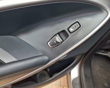 Серый Хендай Санта Фе, объемом двигателя 2 л и пробегом 182 тыс. км за 19900 $, фото 11 на Automoto.ua