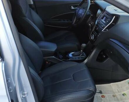 Серый Хендай Санта Фе, объемом двигателя 2.36 л и пробегом 100 тыс. км за 19500 $, фото 21 на Automoto.ua