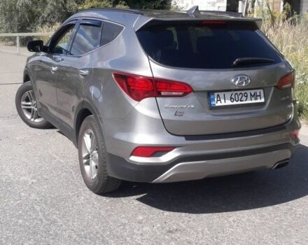 Серый Хендай Санта Фе, объемом двигателя 2.4 л и пробегом 160 тыс. км за 13000 $, фото 3 на Automoto.ua