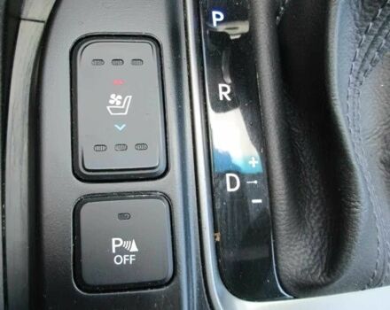 Серый Хендай Санта Фе, объемом двигателя 3.3 л и пробегом 78 тыс. км за 11100 $, фото 9 на Automoto.ua