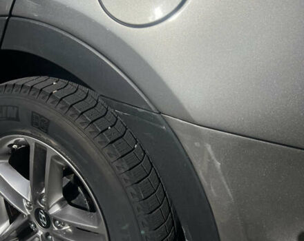 Серый Хендай Санта Фе, объемом двигателя 2.36 л и пробегом 145 тыс. км за 13500 $, фото 10 на Automoto.ua