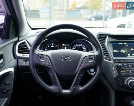 Сірий Хендай Санта Фе, об'ємом двигуна 2.2 л та пробігом 135 тис. км за 18300 $, фото 11 на Automoto.ua