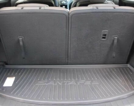 Серый Хендай Санта Фе, объемом двигателя 3.3 л и пробегом 78 тыс. км за 11100 $, фото 6 на Automoto.ua