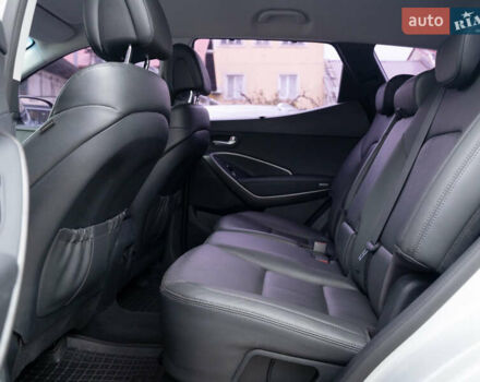 Сірий Хендай Санта Фе, об'ємом двигуна 2.2 л та пробігом 135 тис. км за 18300 $, фото 33 на Automoto.ua