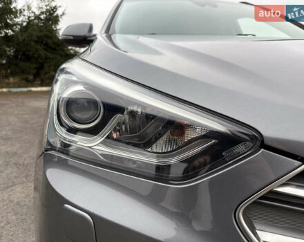 Серый Хендай Санта Фе, объемом двигателя 2.2 л и пробегом 131 тыс. км за 24000 $, фото 18 на Automoto.ua