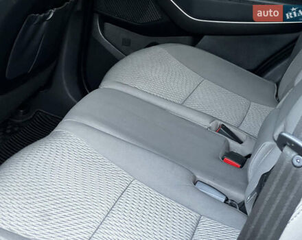 Серый Хендай Санта Фе, объемом двигателя 2.36 л и пробегом 147 тыс. км за 14700 $, фото 106 на Automoto.ua