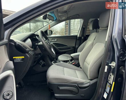 Серый Хендай Санта Фе, объемом двигателя 2.36 л и пробегом 110 тыс. км за 15500 $, фото 19 на Automoto.ua