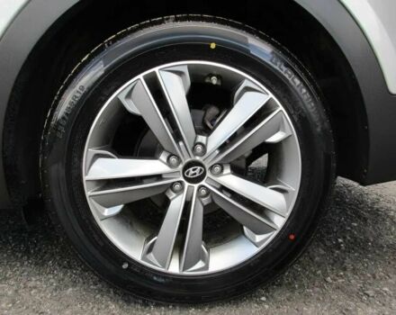 Серый Хендай Санта Фе, объемом двигателя 3.3 л и пробегом 78 тыс. км за 11100 $, фото 13 на Automoto.ua