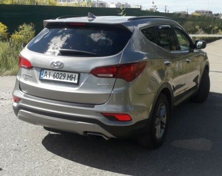 Серый Хендай Санта Фе, объемом двигателя 2.4 л и пробегом 160 тыс. км за 13000 $, фото 4 на Automoto.ua