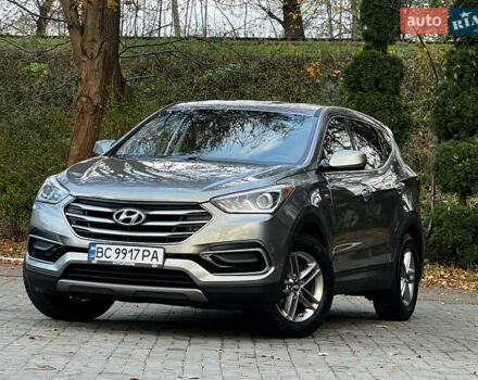 Серый Хендай Санта Фе, объемом двигателя 2.36 л и пробегом 147 тыс. км за 14700 $, фото 5 на Automoto.ua