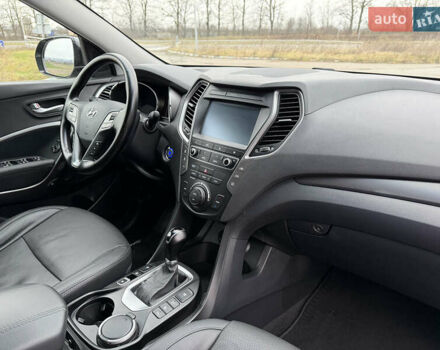 Серый Хендай Санта Фе, объемом двигателя 2.2 л и пробегом 131 тыс. км за 24000 $, фото 47 на Automoto.ua