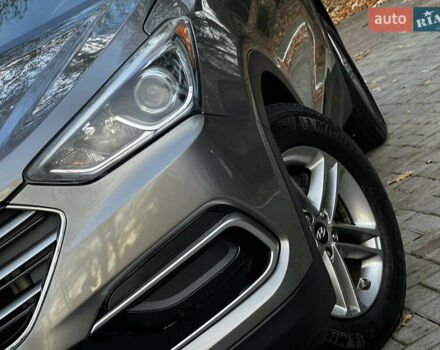 Серый Хендай Санта Фе, объемом двигателя 2.36 л и пробегом 147 тыс. км за 14700 $, фото 6 на Automoto.ua