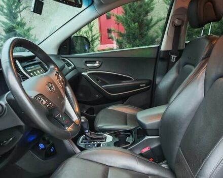 Сірий Хендай Санта Фе, об'ємом двигуна 2.2 л та пробігом 195 тис. км за 19500 $, фото 51 на Automoto.ua