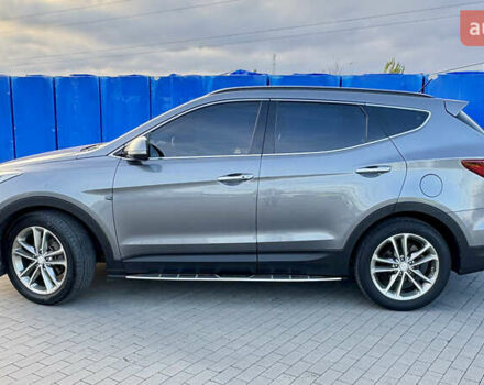 Серый Хендай Санта Фе, объемом двигателя 2 л и пробегом 214 тыс. км за 18700 $, фото 5 на Automoto.ua