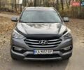 Серый Хендай Санта Фе, объемом двигателя 2.2 л и пробегом 120 тыс. км за 19500 $, фото 1 на Automoto.ua