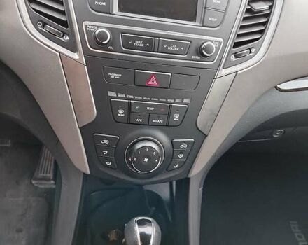 Сірий Хендай Санта Фе, об'ємом двигуна 2.36 л та пробігом 140 тис. км за 16300 $, фото 7 на Automoto.ua