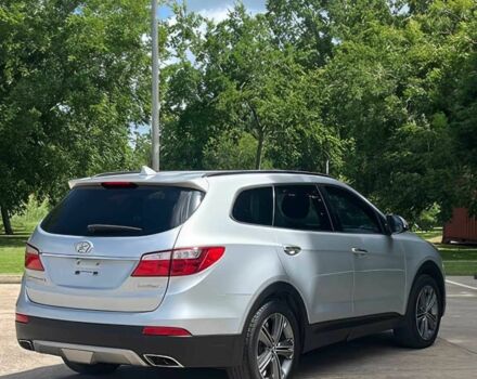 Серый Хендай Санта Фе, объемом двигателя 3.3 л и пробегом 78 тыс. км за 9300 $, фото 3 на Automoto.ua
