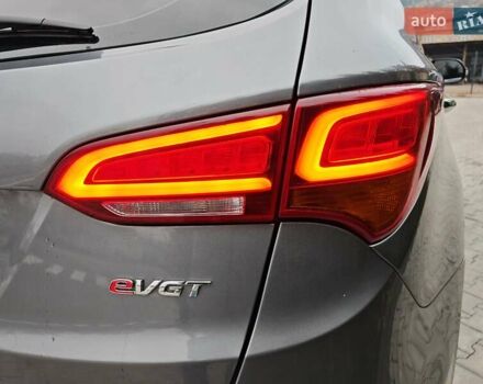 Сірий Хендай Санта Фе, об'ємом двигуна 2.2 л та пробігом 195 тис. км за 19500 $, фото 43 на Automoto.ua