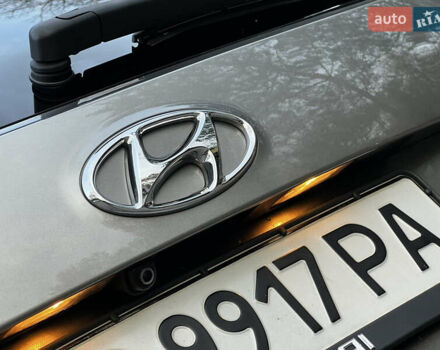 Серый Хендай Санта Фе, объемом двигателя 2.36 л и пробегом 147 тыс. км за 14700 $, фото 41 на Automoto.ua