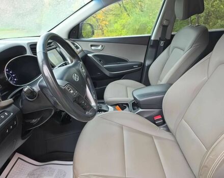 Сірий Хендай Санта Фе, об'ємом двигуна 3.3 л та пробігом 70 тис. км за 3400 $, фото 8 на Automoto.ua