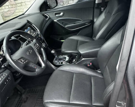 Сірий Хендай Санта Фе, об'ємом двигуна 2.2 л та пробігом 51 тис. км за 25200 $, фото 6 на Automoto.ua