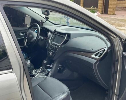 Хендай Санта Фе 2017 в Киеве на Automoto.ua Серый Хендай Санта Фе, объемом двигателя 2 л и пробегом 133 тыс. км за 19000 $, фото 3 на Automoto.ua