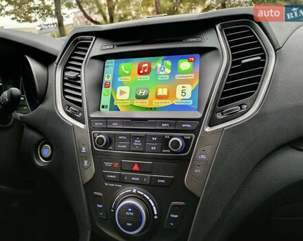 Серый Хендай Санта Фе, объемом двигателя 2 л и пробегом 187 тыс. км за 21555 $, фото 21 на Automoto.ua